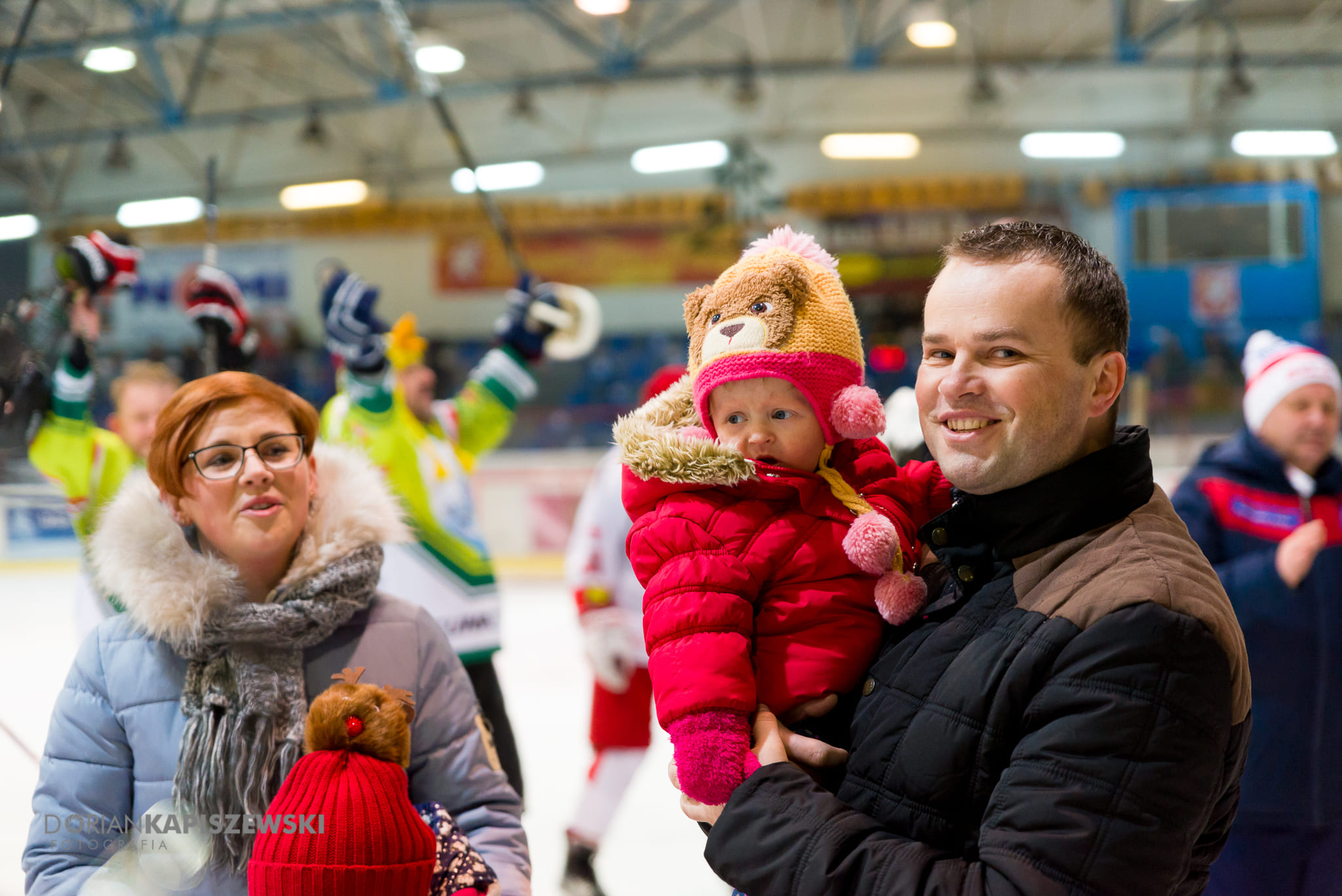 Charytatywny mecz hokeja dla Emilki